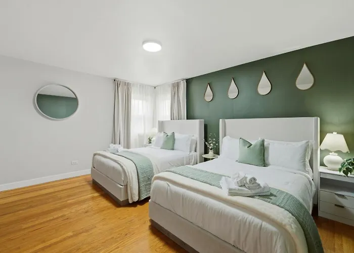 Appartement 3br Near O'hare • Office • Coffee Bar • Sleeps 9 Chicago